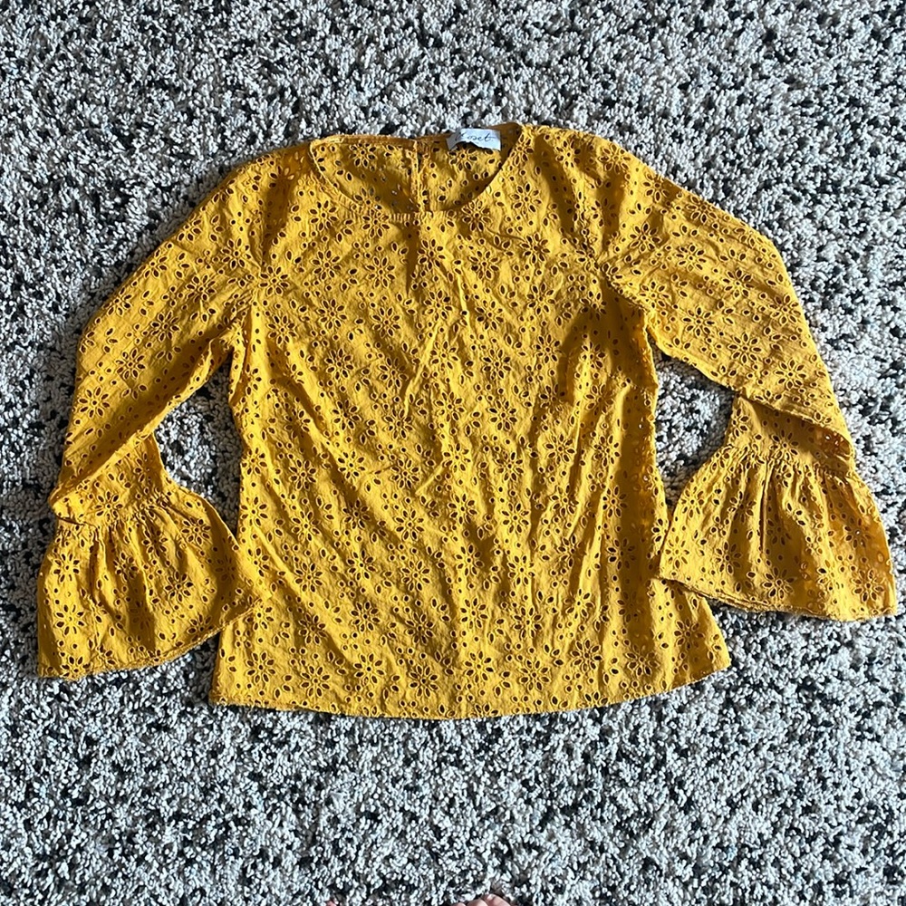 ModCloth Closet London Long Sleeve Top with Lace & Flared Sleeves Women's Small